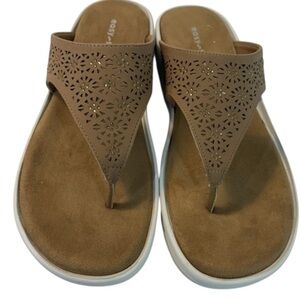 Easy Spirit Rhee Thong Sandal